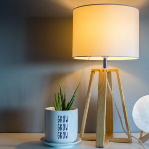 Tripod Table Lamp